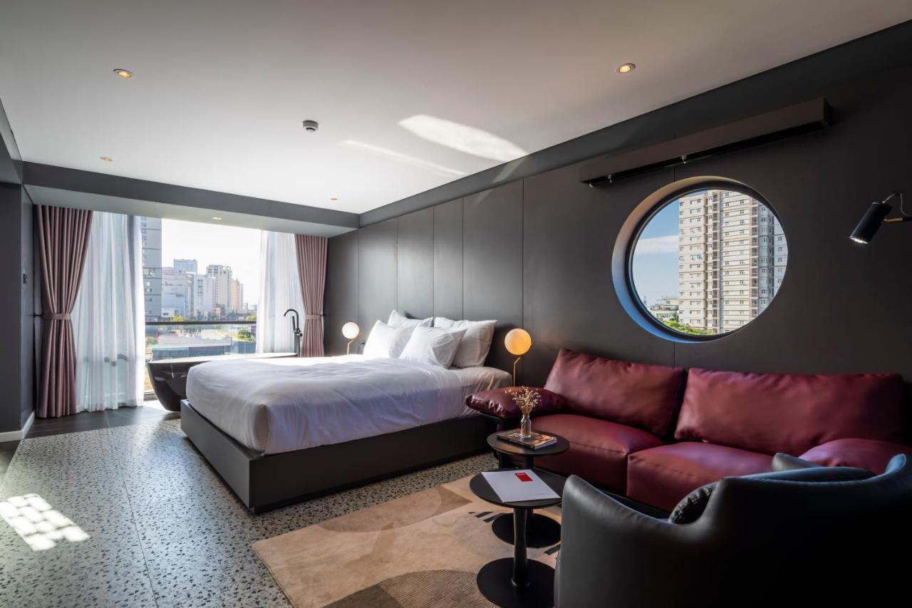 M92 Boutique Da Nang Beach Hotel Exterior photo